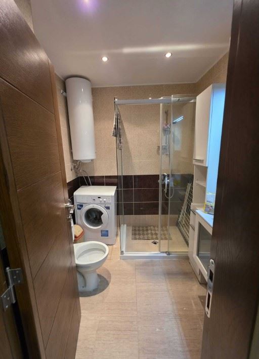 Prostorný apartmán se dvěma ložnicemi a výhledem na moře v Ravdě