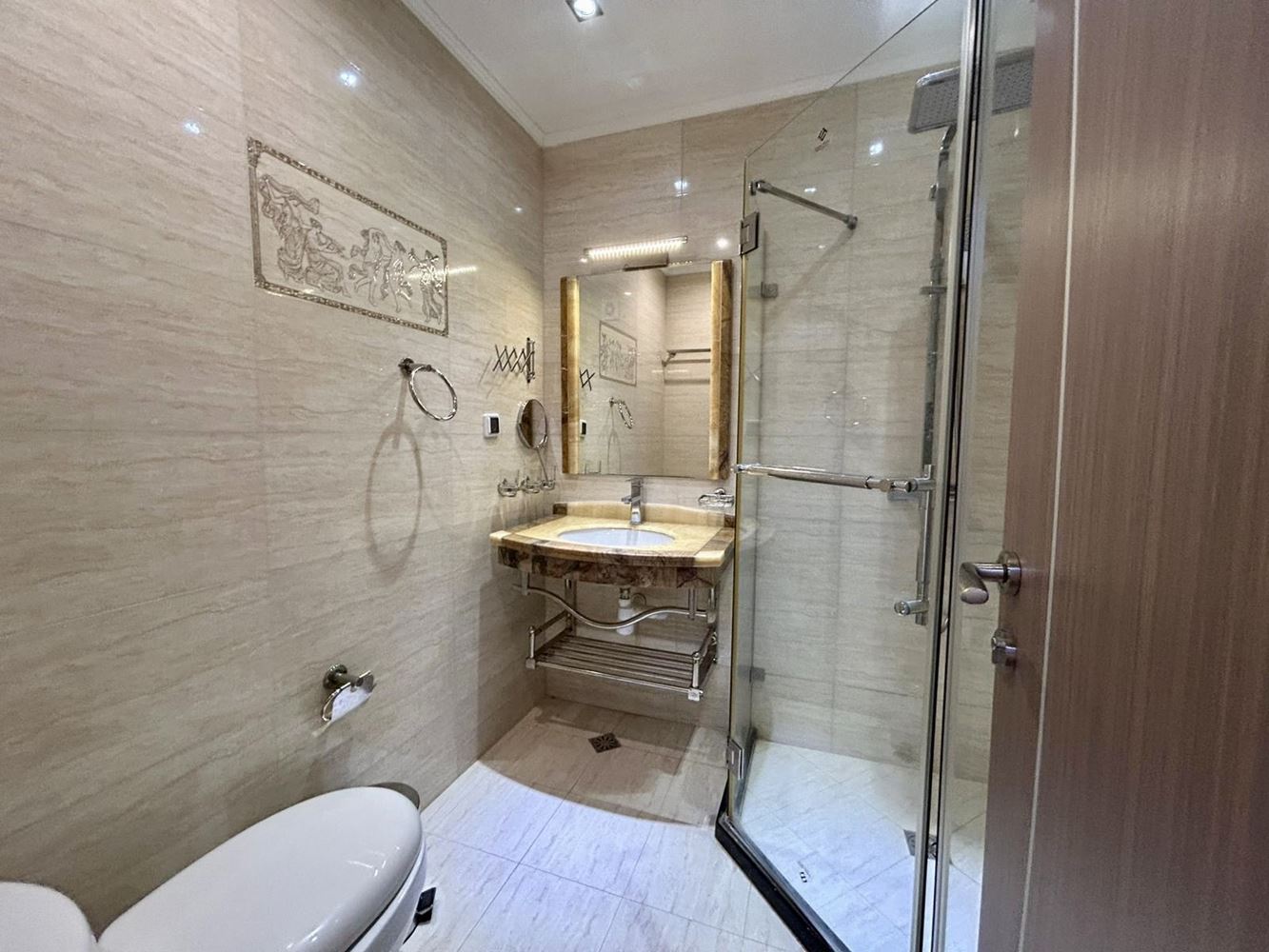 Útulný 2+kk apartmán s výhledem na bazén a zeleň v skvělém komplexu ve Slunečném pobřeží