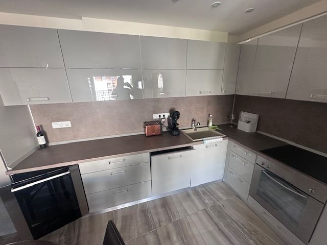 Penthouse s panoramatickým výhledem na moře a vlastním přístupem na pláž ve Sveti Vlasu