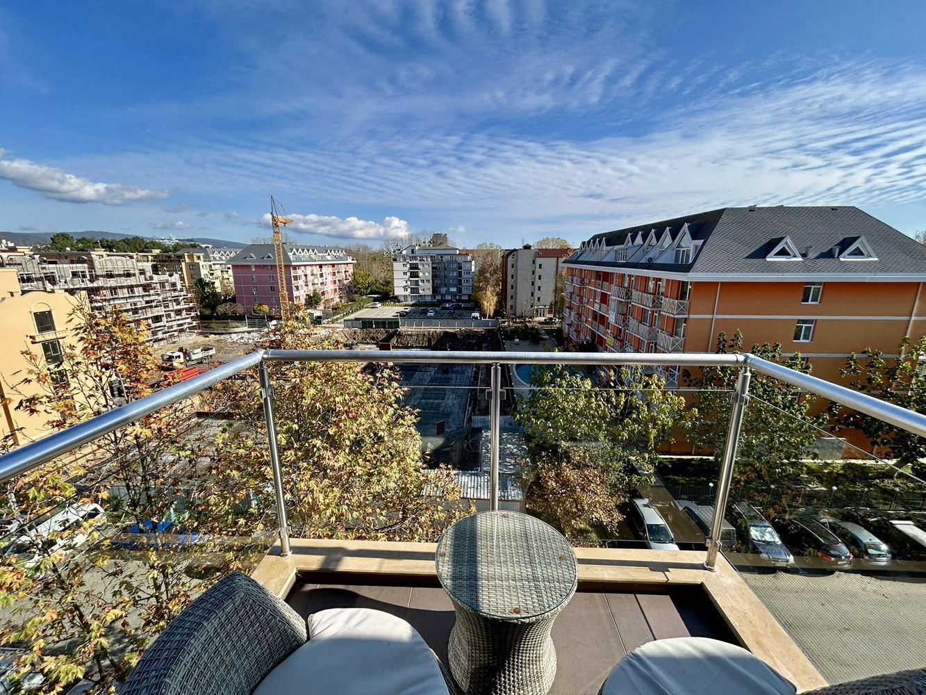 Moderní studio v prestižním komplexu na Slunečném pobřeží – ideální pro investici i komfortní bydlení