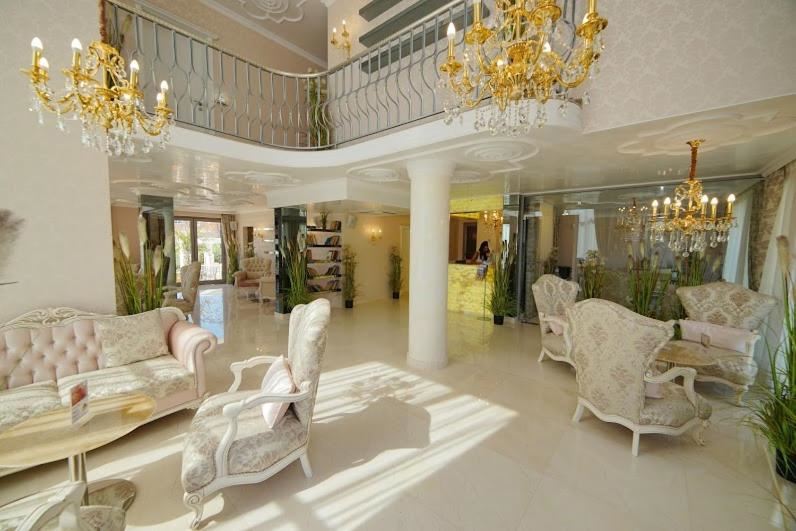 Luxusní apartmán s jednou ložnicí a výhledem na moře v prestižním komplexu 200 metrů od pláže ve Sveti Vlas