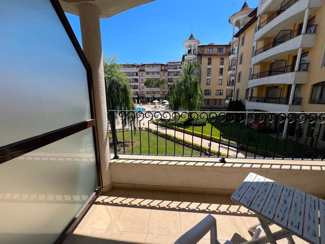Komfort, bezpečnost a prvotřídní vybavení – elegantní apartmán s jednou ložnicí v Sunny Beach