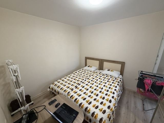 Útulný apartmán s jednou ložnicí v Ravdě – uzavřený komplex, bazény a výborná infrastruktura