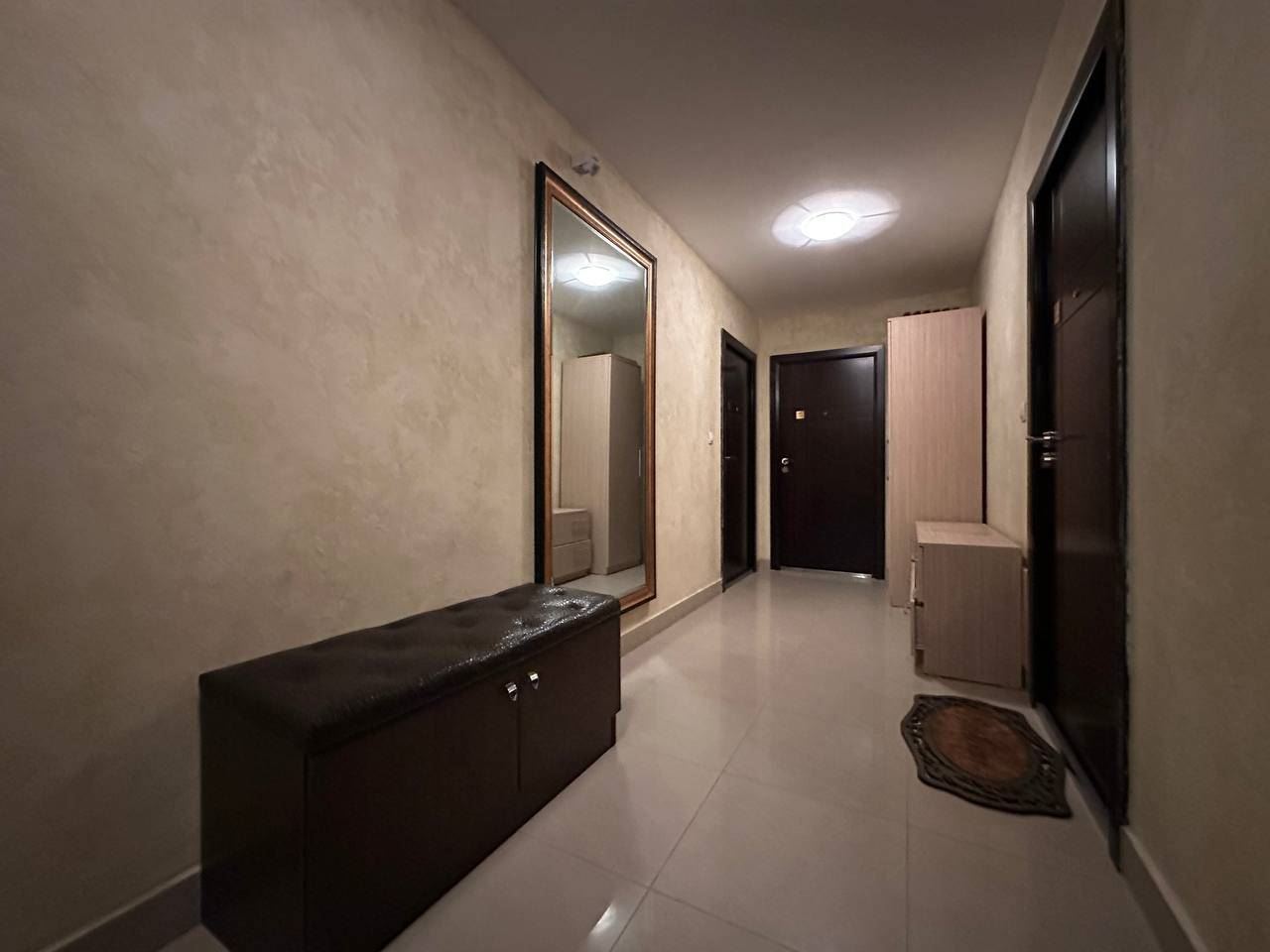 Luxusní apartmán v Nesebaru – vytříbený styl, resortní komfort a vybavení pro celoroční bydlení