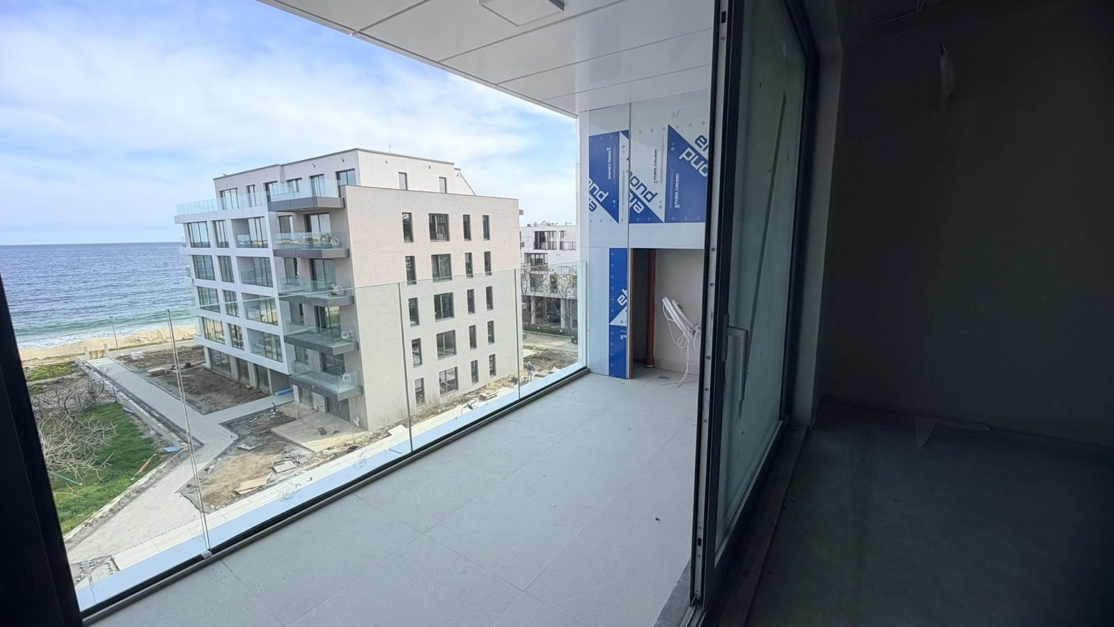 Apartmán s jednou ložnicí s přímým panoramatickým výhledem na moře v Ravdě – prvotřídní komfort a výhled z každého obytného pokoje