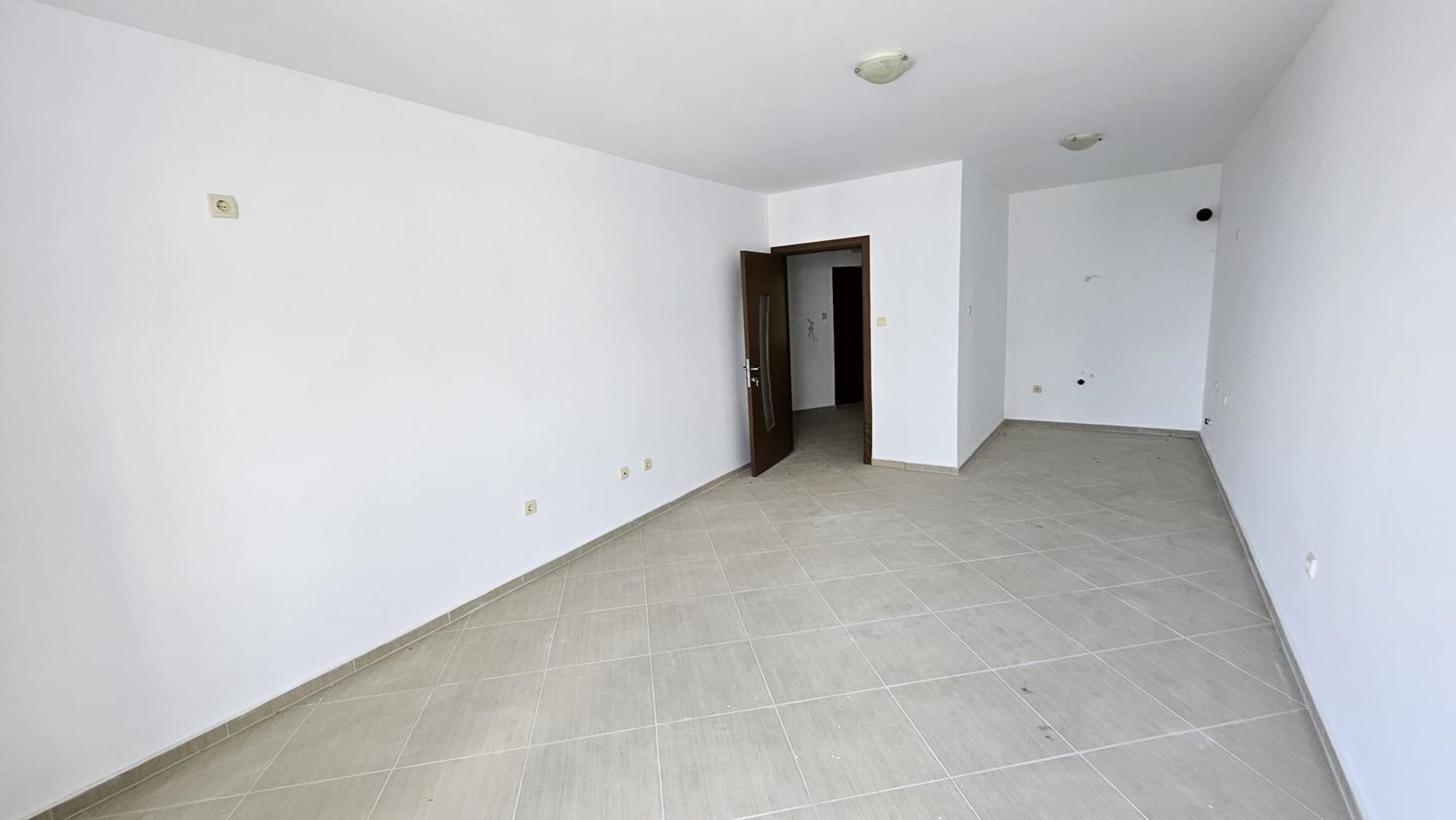 Apartmán s jednou ložnicí a výhledem na moře v Achtopolu – pouze 50 metrů od pláže, bez poplatku za údržbu