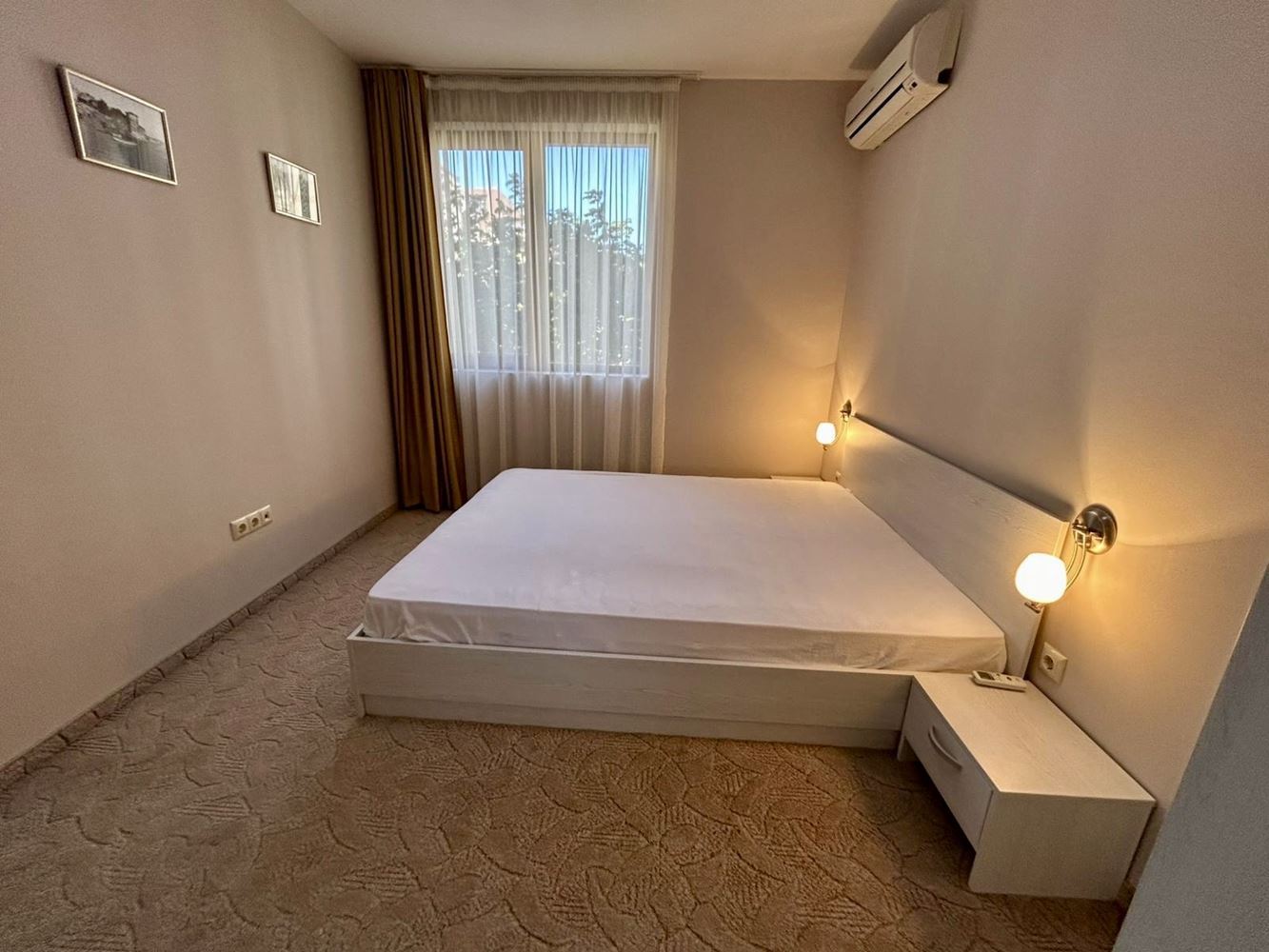 Útulný 2+kk apartmán s výhledem na bazén a zeleň v skvělém komplexu ve Slunečném pobřeží