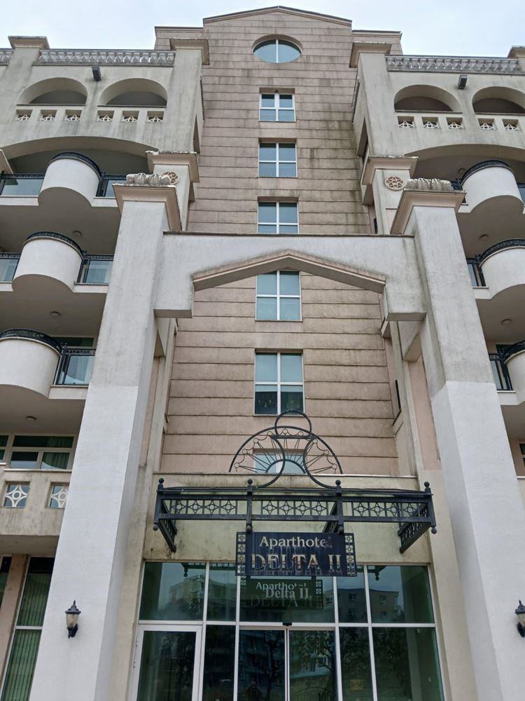 Atraktivní apartmán s jednou ložnicí přímo u moře v Pomorie – pohodlí, bazény a wellness
