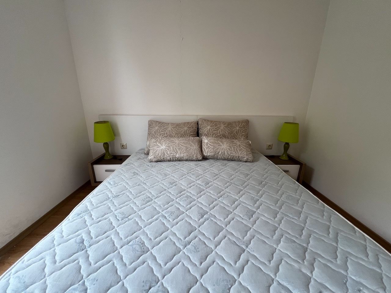 Apartmán s jednou ložnicí v Slunečném pobřeží – připravený k užívání a pronájmu