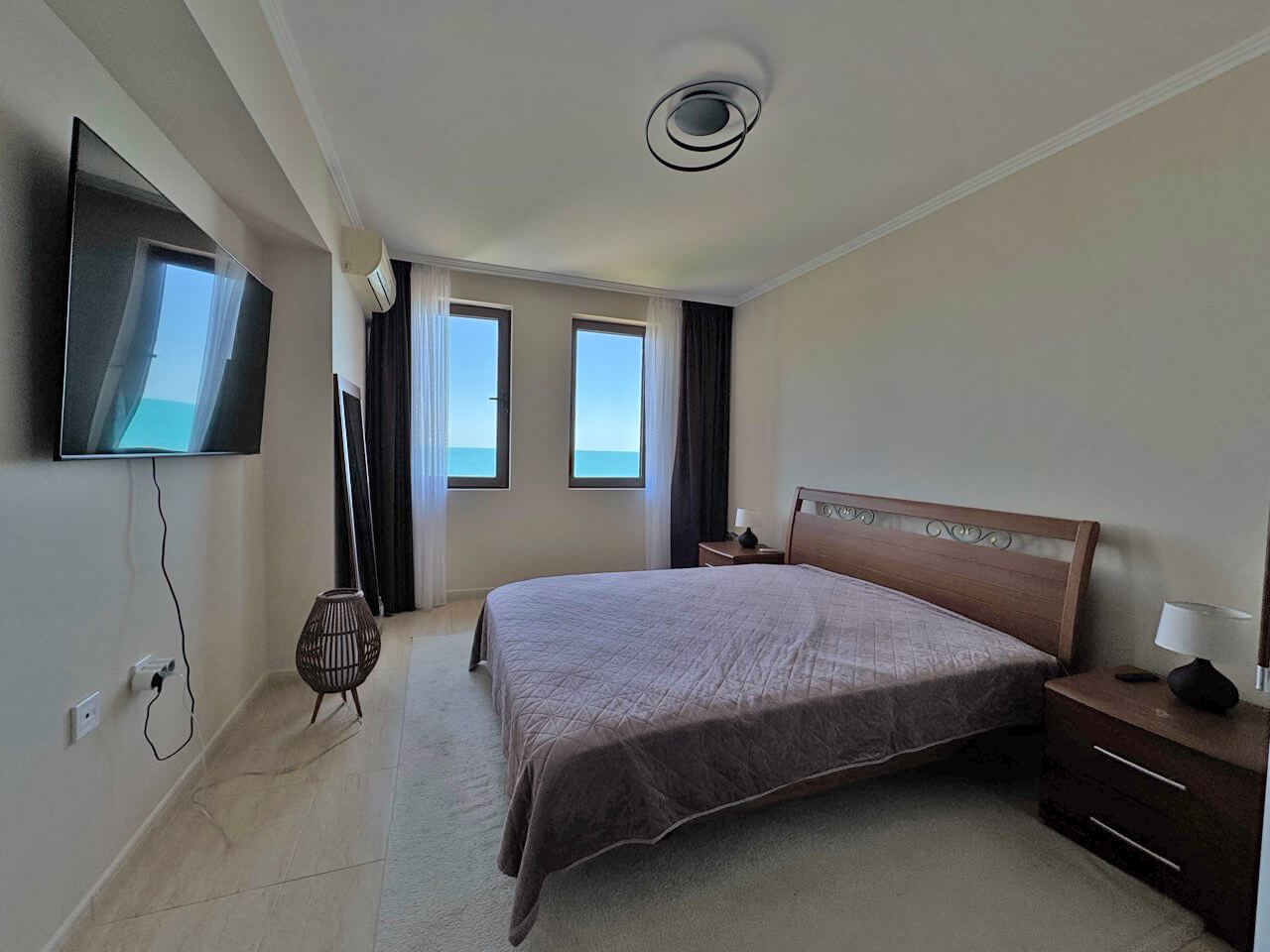 Apartmán s jednou ložnicí v první linii u moře s panoramatickým výhledem na moře ve Svatém Vlasu