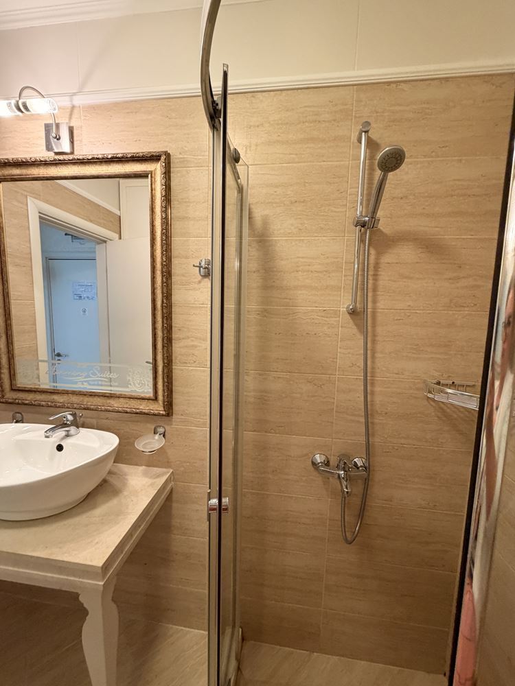 Apartmán s jednou ložnicí s výhledem na park a bazén v prestižním komplexu na Slunečném pobřeží
