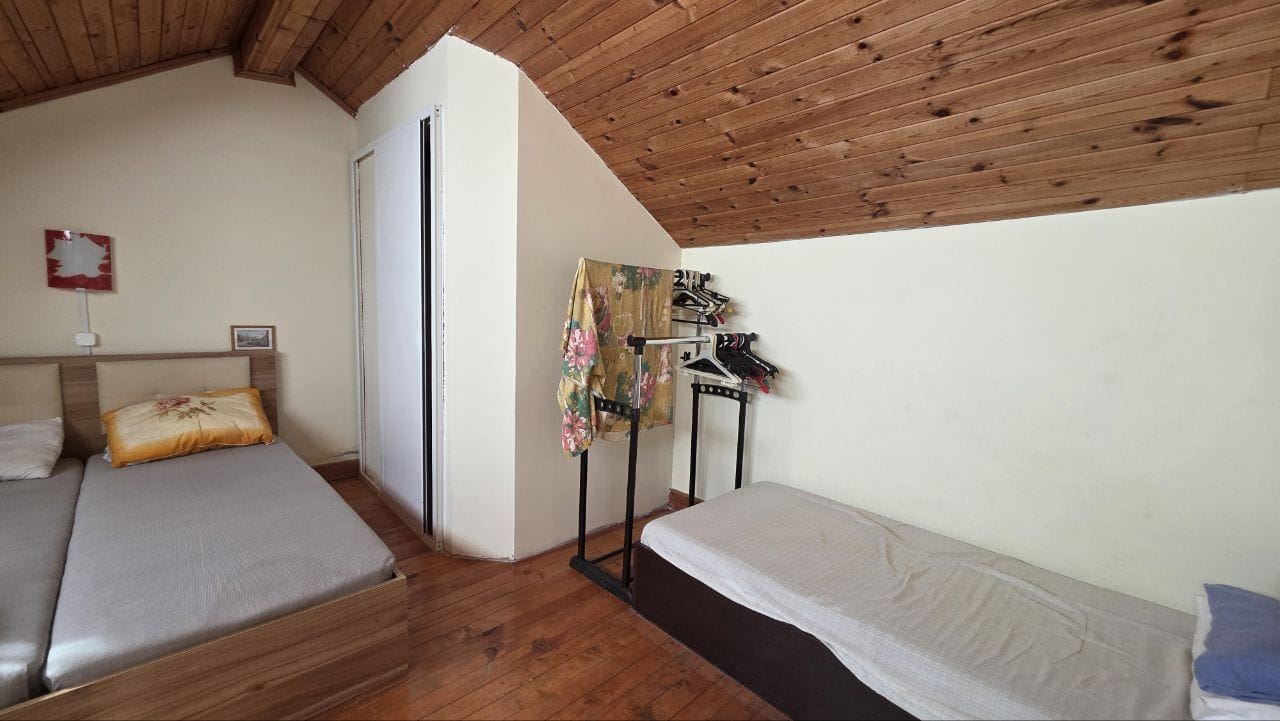 Dvoupodlažní apartmán s výhledem na moře v Pomorie – bez poplatku za údržbu