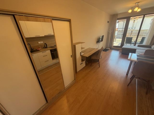 Studio s výhledem na moře v luxusním komplexu v Aheloy – komfort, styl a relaxace