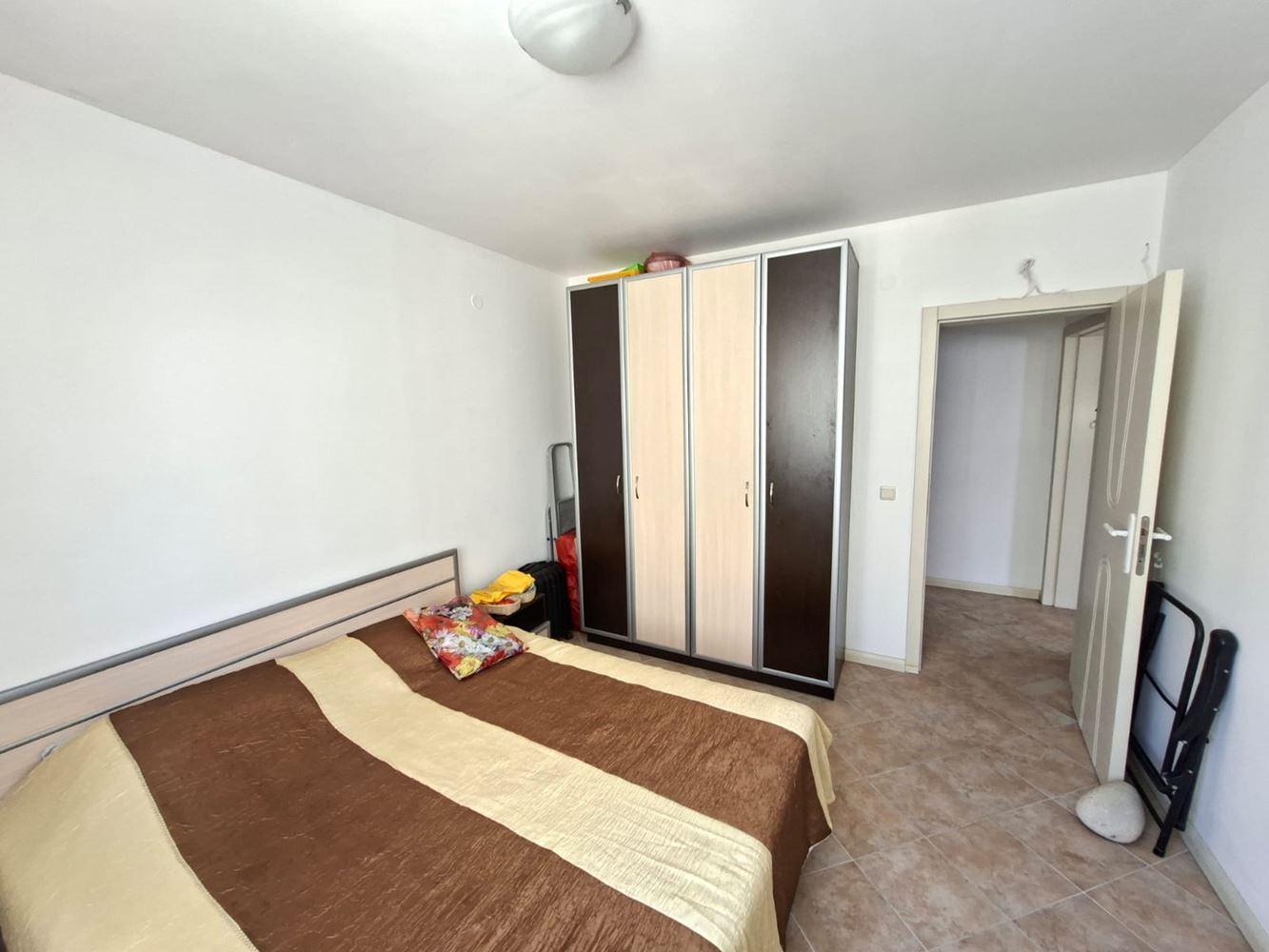 Apartmán s jednou ložnicí ve Sveti Vlas bez poplatku za údržbu – prostor, pohodlí a blízkost moře