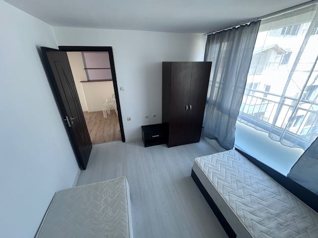 Život v první linii – prostorný byt se třemi ložnicemi s čelním výhledem na moře v Pomorie