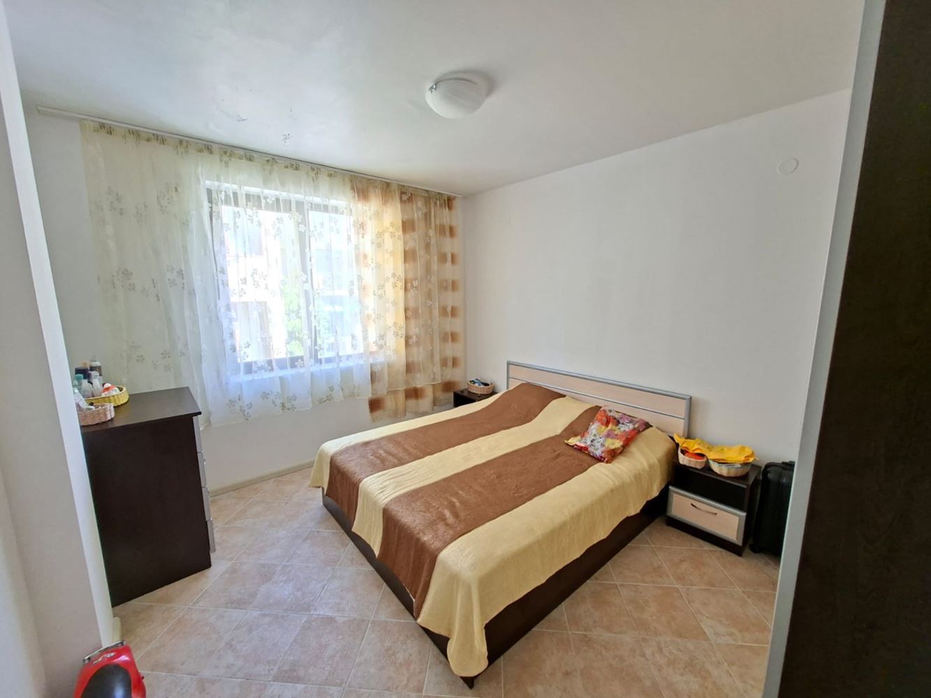 Apartmán s jednou ložnicí ve Sveti Vlas bez poplatku za údržbu – prostor, pohodlí a blízkost moře