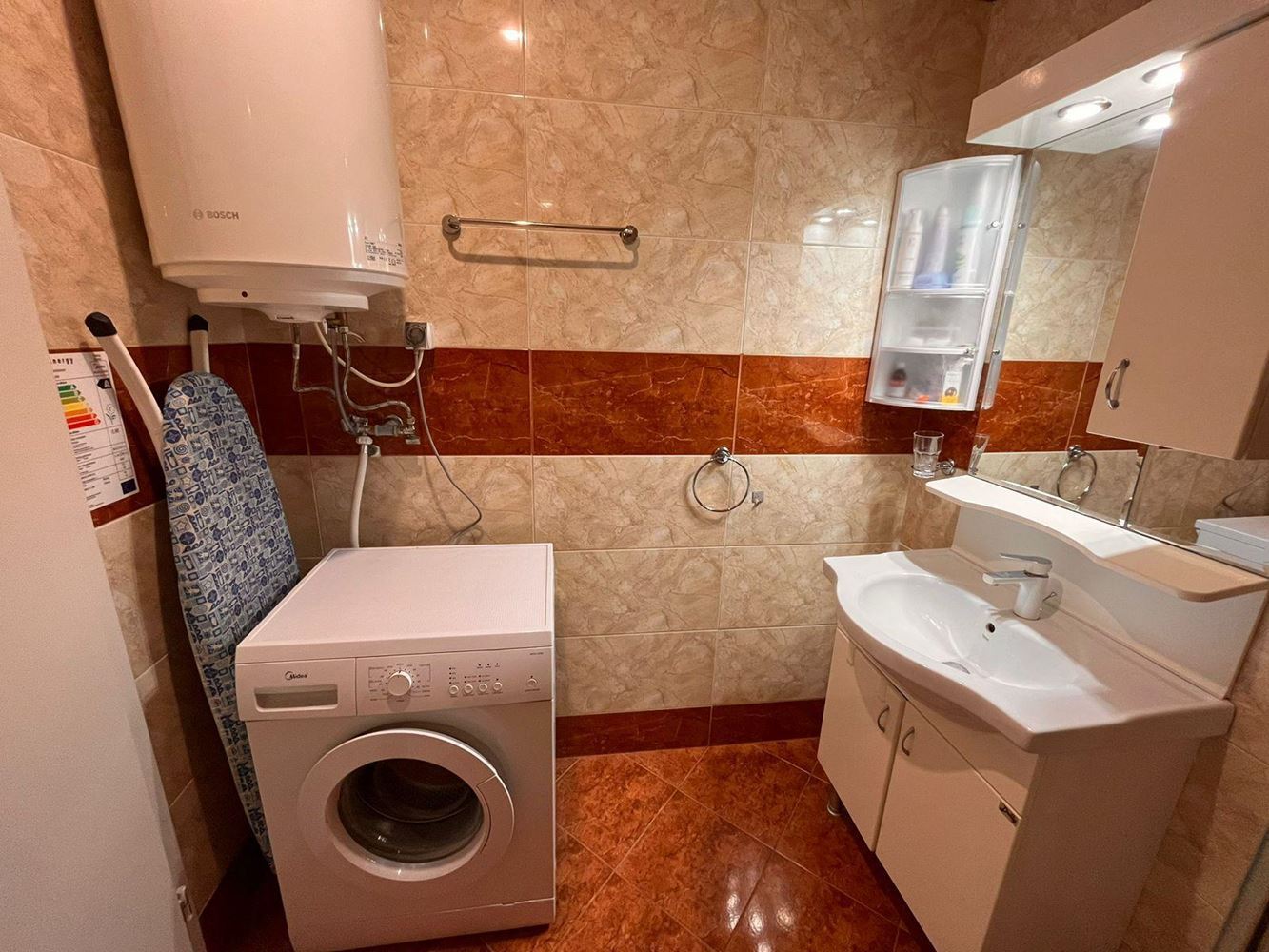 Jedno-ložnicový apartmán v Sunny Beach – útulnost, klid a zelené prostředí v krásném komplexu