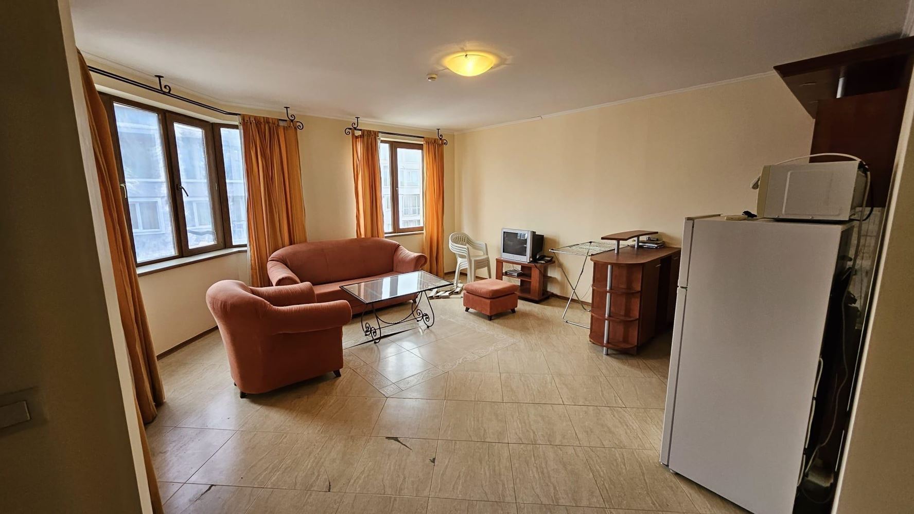 Apartmán s jednou ložnicí ve Slunečném pobřeží – prostornost, vybavení a vše potřebné pro komfortní život