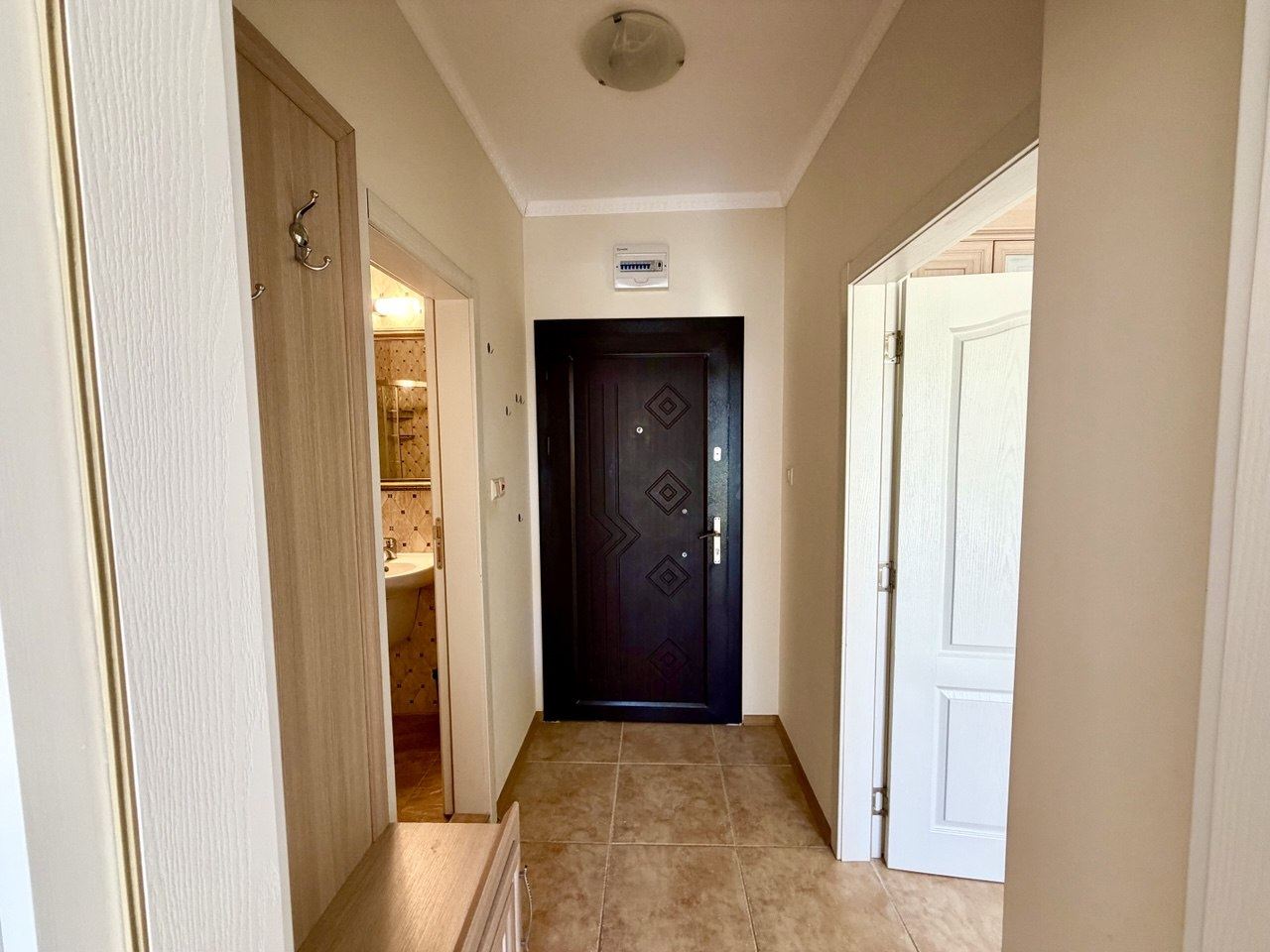 Apartmán s jednou ložnicí v Ravdě – pohodlí, klid a moře jen pár kroků od domova