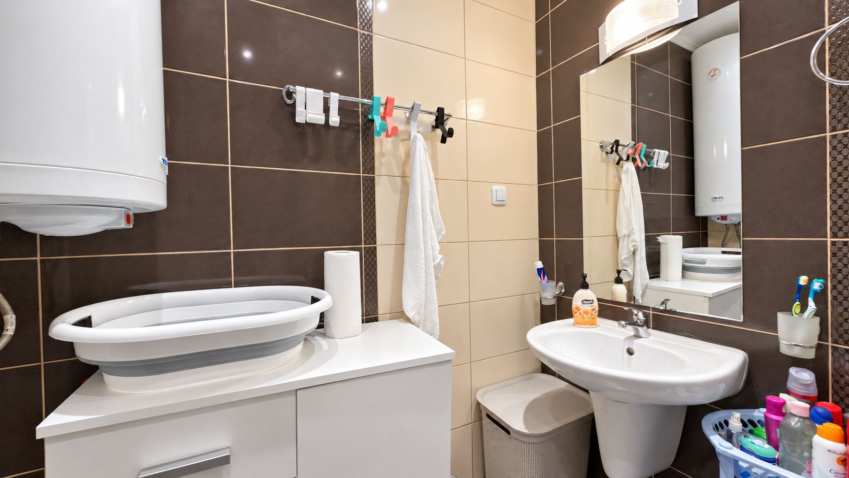 Útulný menší apartmán s jednou ložnicí v komplexu s bazénem a nepřetržitou ostrahou