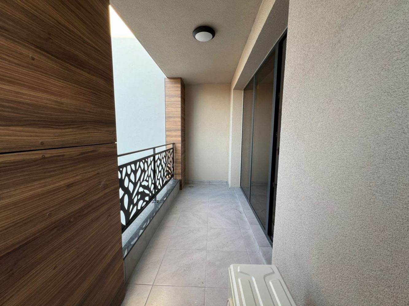 Nový dvoupokojový apartmán v Sozopolu – luxusní nemovitost bez poplatku za údržbu; připravený k vybavení