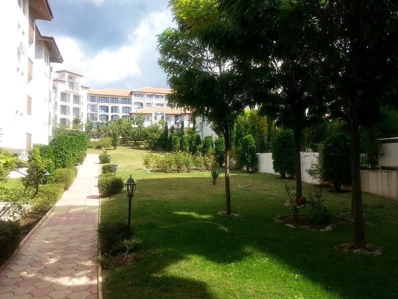Prostorný apartmán s jednou ložnicí a výhledem na moře jen jednu minutu od pláže ve Sveti Vlas