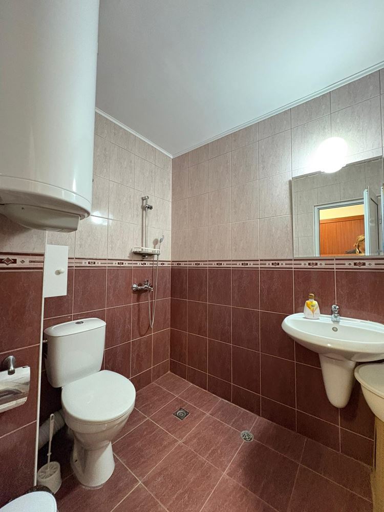 Zařízené studio v Pomorie – výborná lokalita, 400 m od moře a centra města