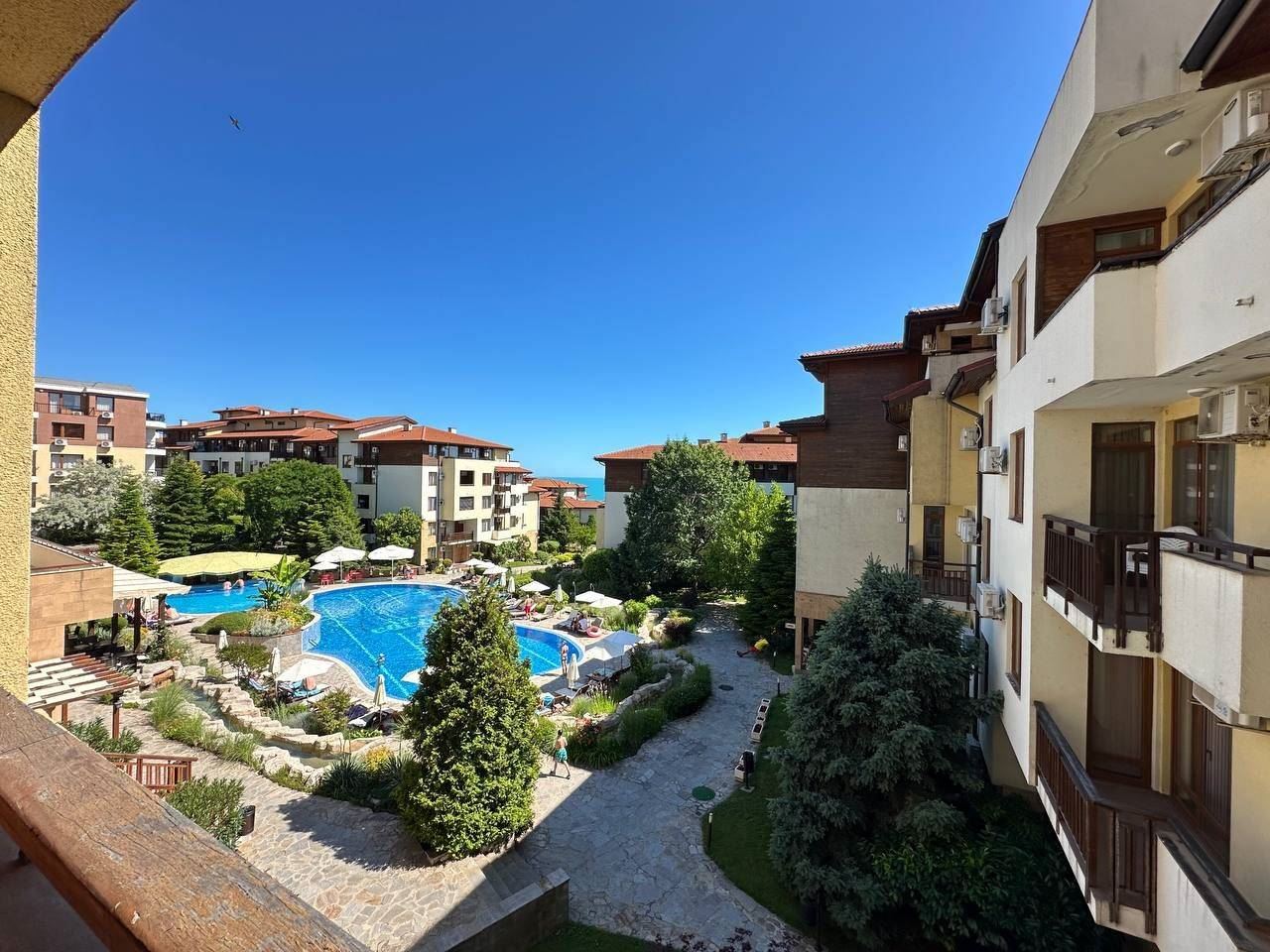 Sveti Vlas – plně zařízený apartmán v první linii s privátní pláží a atmosférou moře