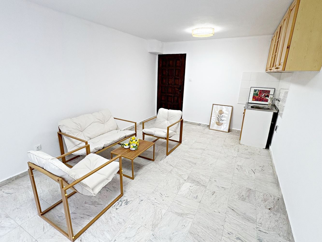 Dvě nezávislé bytové jednotky s výhledem na moře v centru Sveti Vlas – designový interiér a vlastní parkovací místo