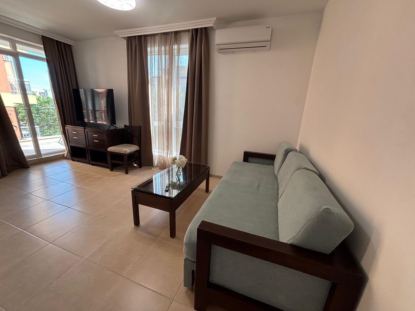 Útulný apartmán s jednou ložnicí v Ravdě – jen 200 m od moře, bez poplatku za údržbu