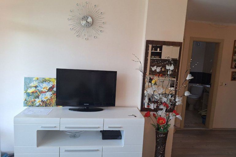 Útulný apartmán s jednou ložnicí 200 metrů od pláže v Ravdě – komfort a klid ve skvělé nemovitosti u moře