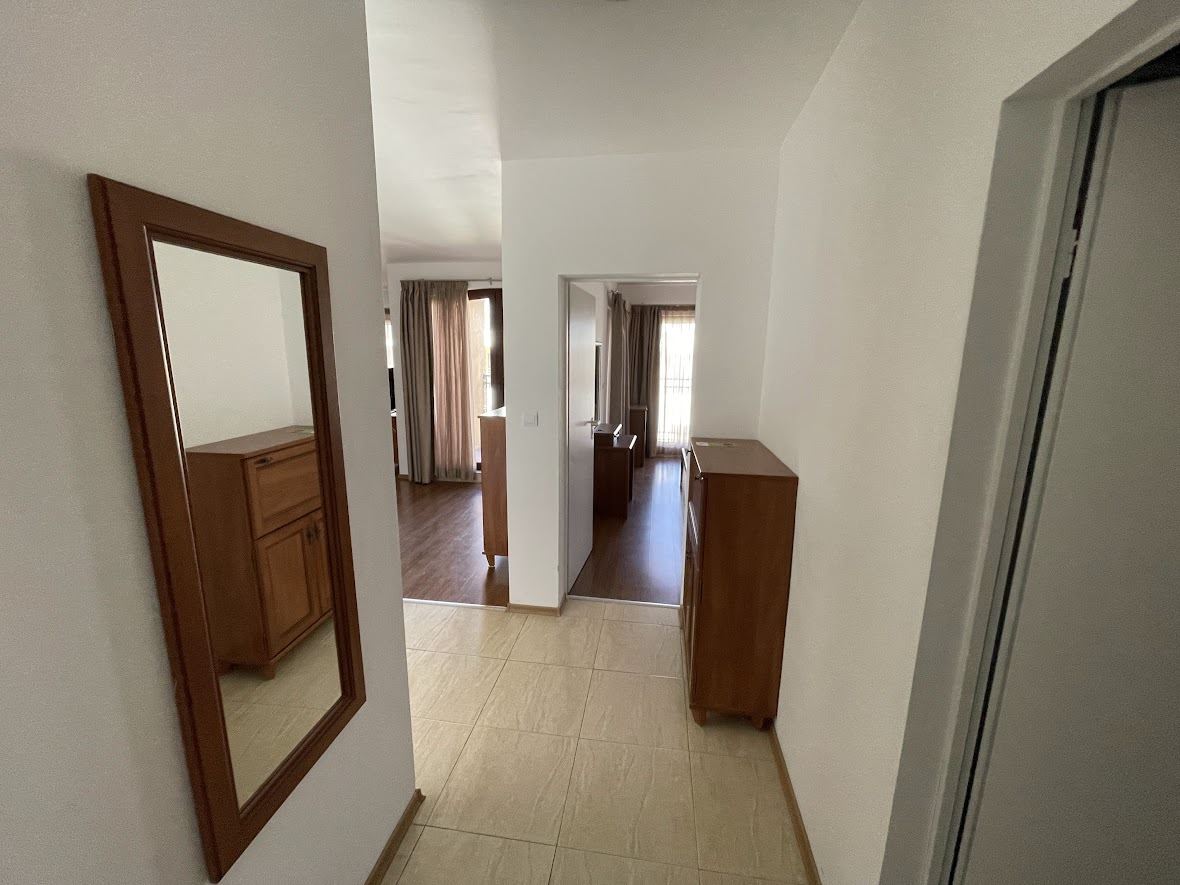 Výhled na moře a prvotřídní lokalita – byt v komplexu se službami, Aheloy