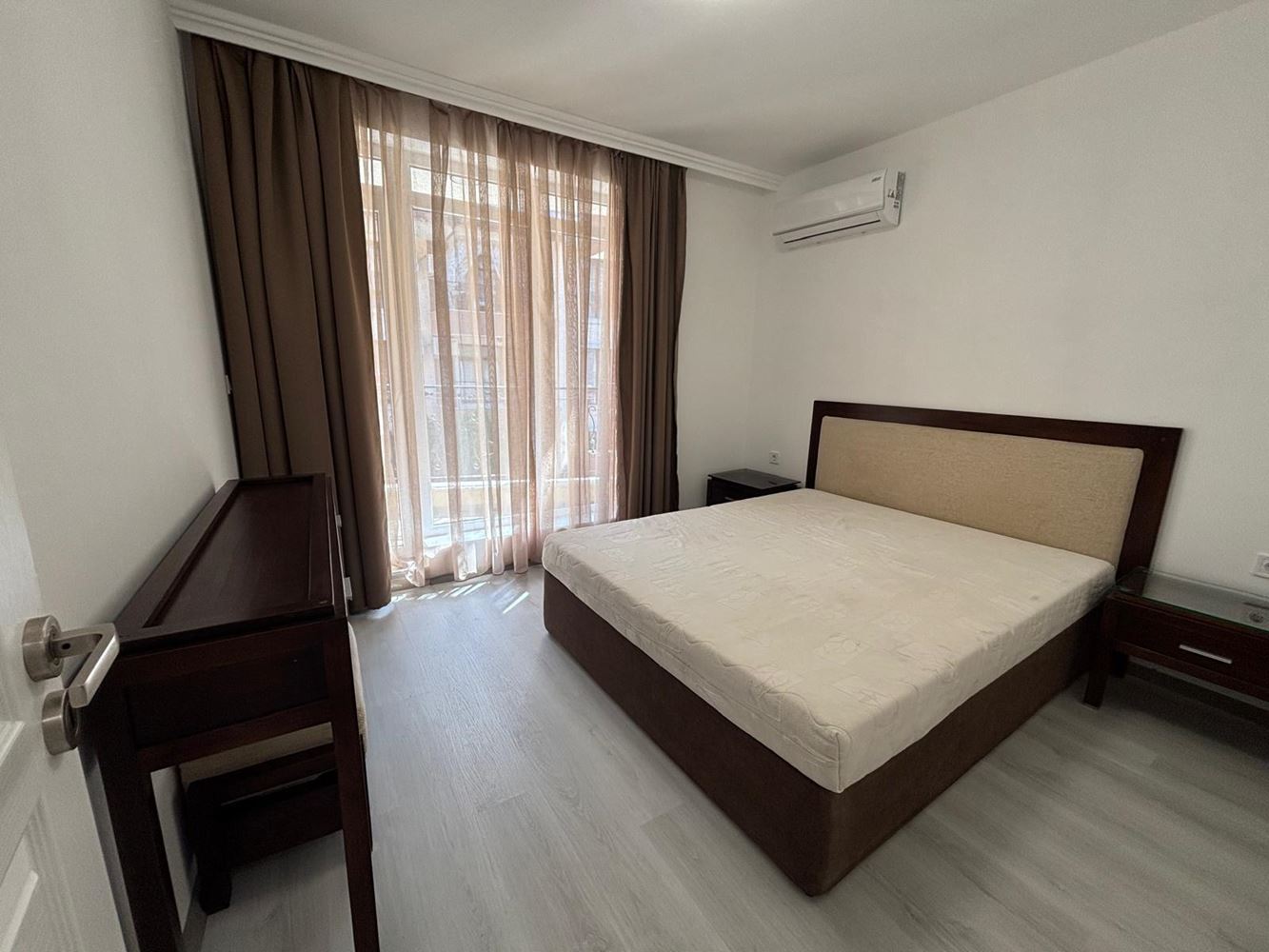 Útulný apartmán s jednou ložnicí v Ravdě – jen 200 m od moře, bez poplatku za údržbu