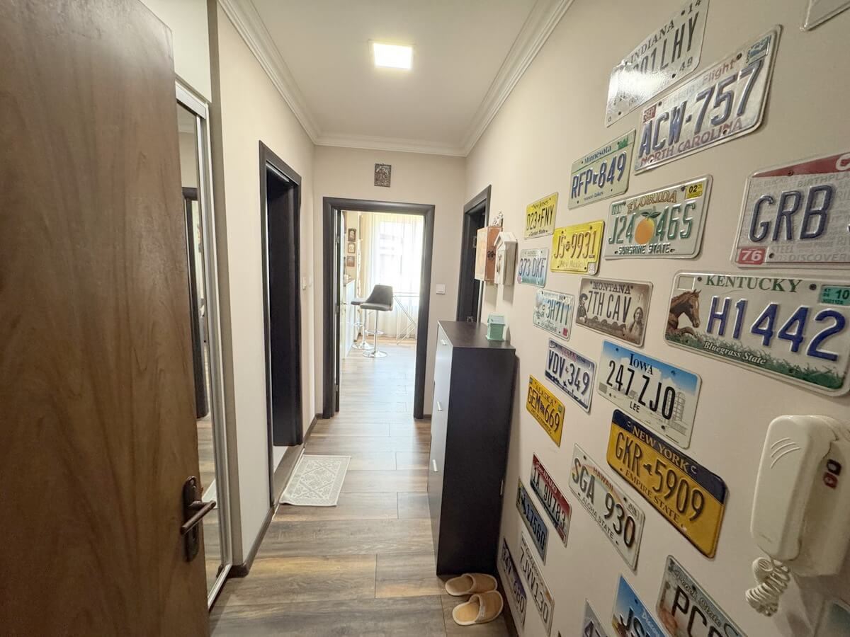 Apartmán s jednou ložnicí 300 metrů od pláže na Slunečném pobřeží – kompletně zařízený a připravený k nastěhování