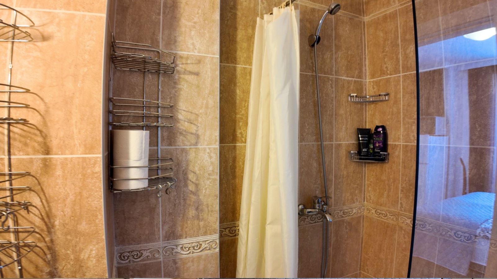 Stylové a prostorné studio v prestižním komplexu na Slunečném pobřeží – komfort a luxus u moře