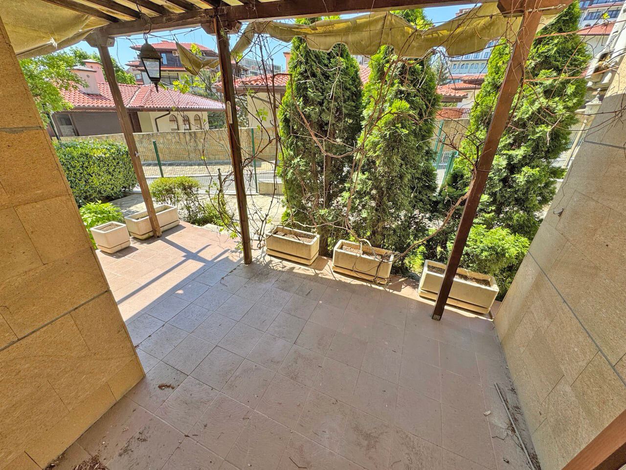 Apartmán s jednou ložnicí v první linii v prémiovém komplexu ve Sveti Vlas