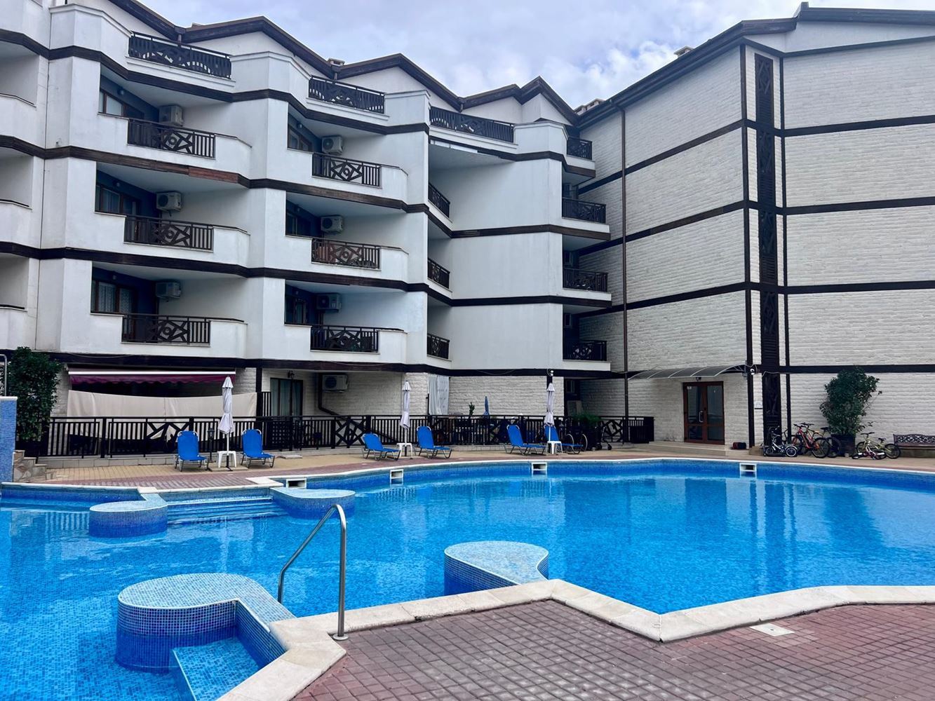 Studio s designovou rekonstrukcí ve Sveti Vlas – pouhých 200 m od moře