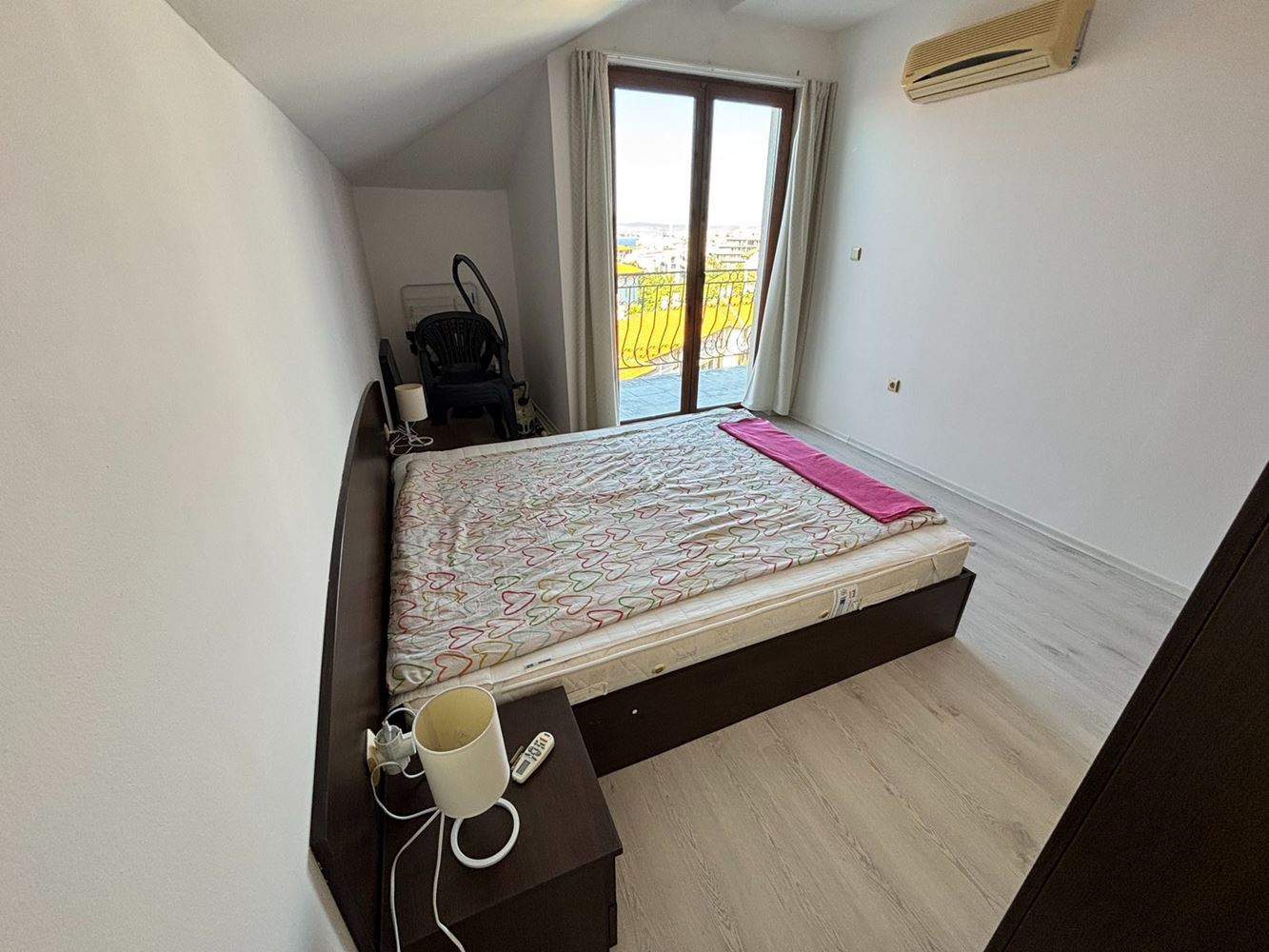 Útulný byt s jednou ložnicí a panoramatickým výhledem na moře ve Sveti Vlas