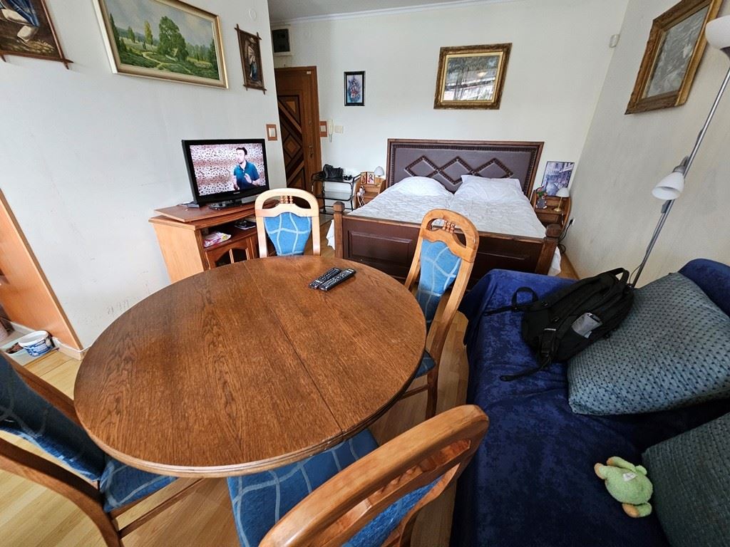 Prostorné studio s výhledem na bazén ve Slunečném pobřeží – komfort a skvělá lokalita blízko Cacao Beach