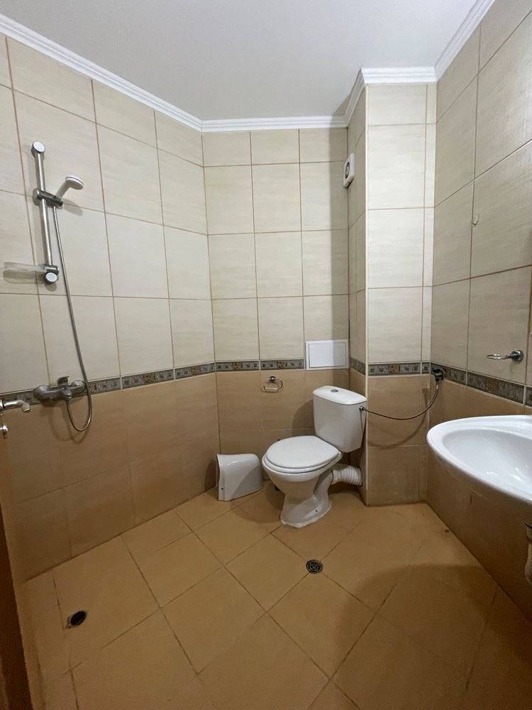 Prostorný panoramatický apartmán se dvěma ložnicemi ve Slunečném pobřeží