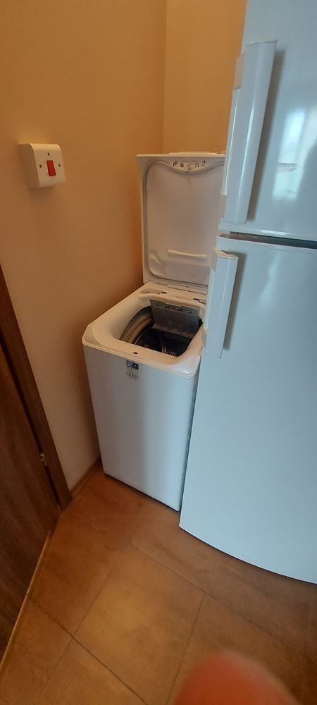 Byt s jednou ložnicí s výhledem na moře v Svatém Vlasu – komfort, klid a výborná lokalita