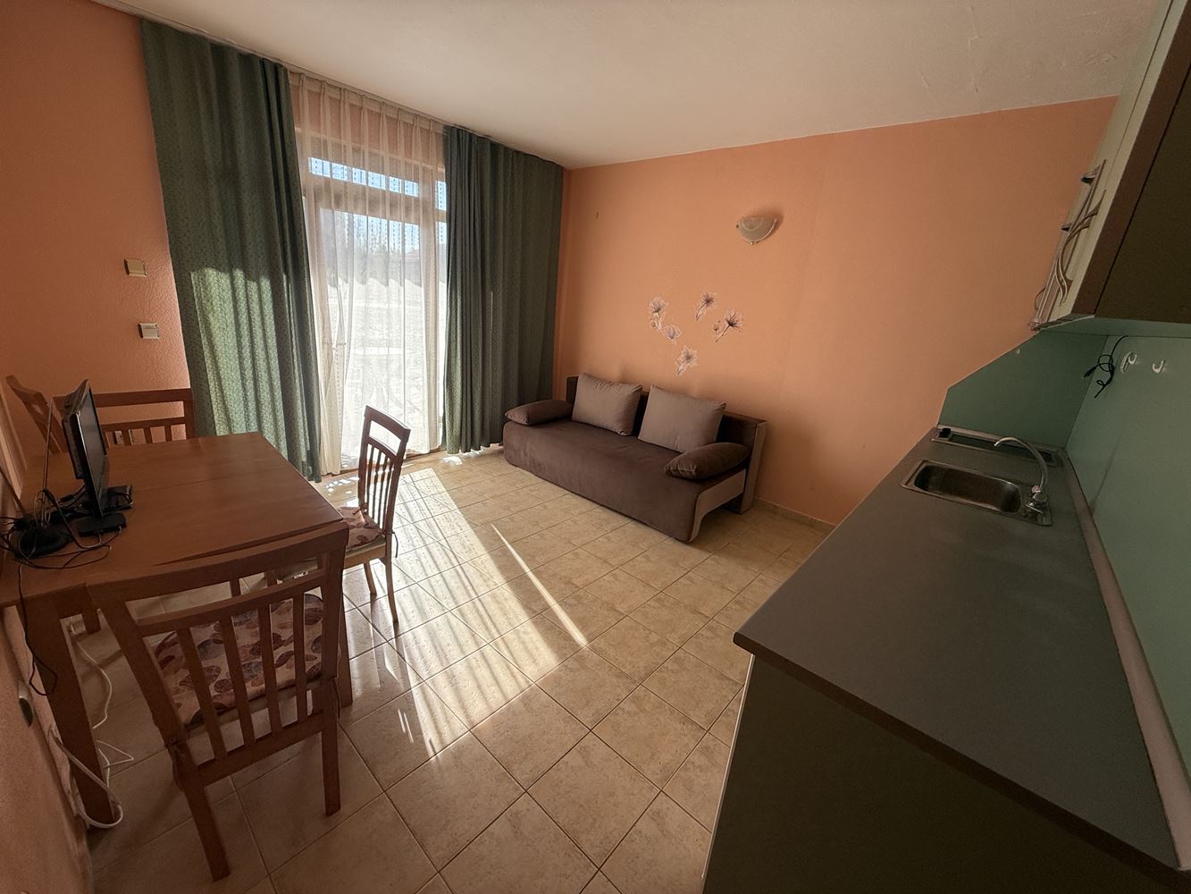 Dvoupokojový apartmán v Svatém Vlasu – pár kroků od moře s možností splátek