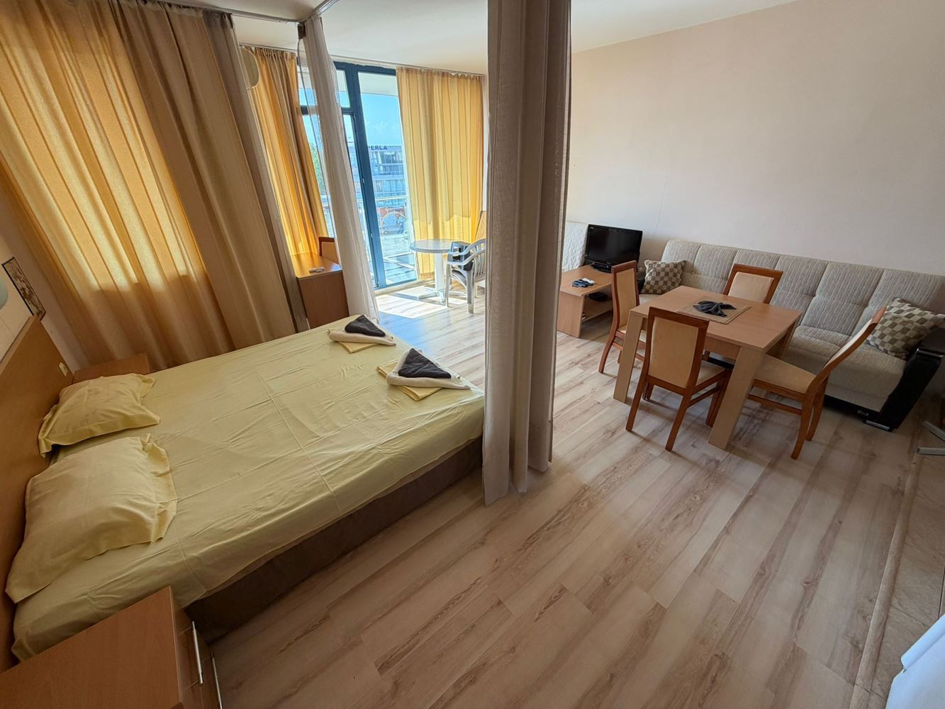 Investice s potenciálem: prostorné studio s celoročním využitím ve Slunečném pobřeží