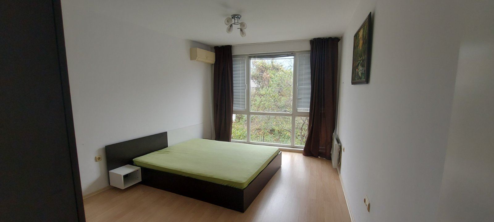 Apartmán s jednou ložnicí ve Sveti Vlas s nízkým poplatkem za údržbu a vybavením pro celoroční využití