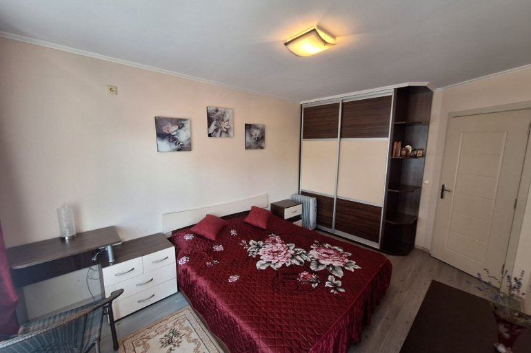 Útulný apartmán s jednou ložnicí 200 metrů od pláže v Ravdě – komfort a klid ve skvělé nemovitosti u moře