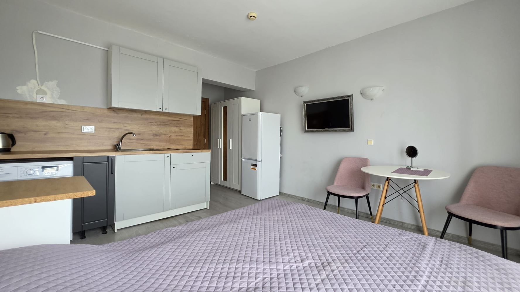 Studio ve Slunečném pobřeží, 300 m od pláže – výborná lokalita a vybavení
