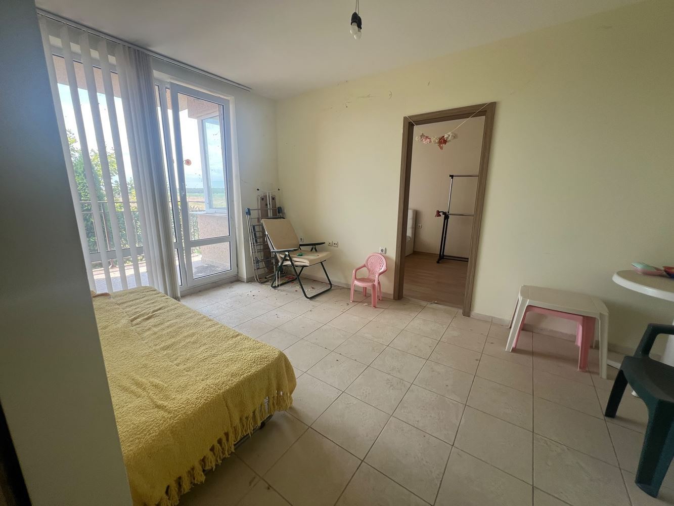 Malý apartmán s jednou ložnicí v zeleném a klidném komplexu v Slunečném pobřeží