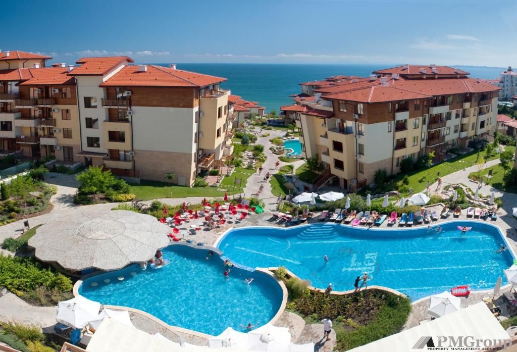 Sveti Vlas – plně zařízený apartmán v první linii s privátní pláží a atmosférou moře