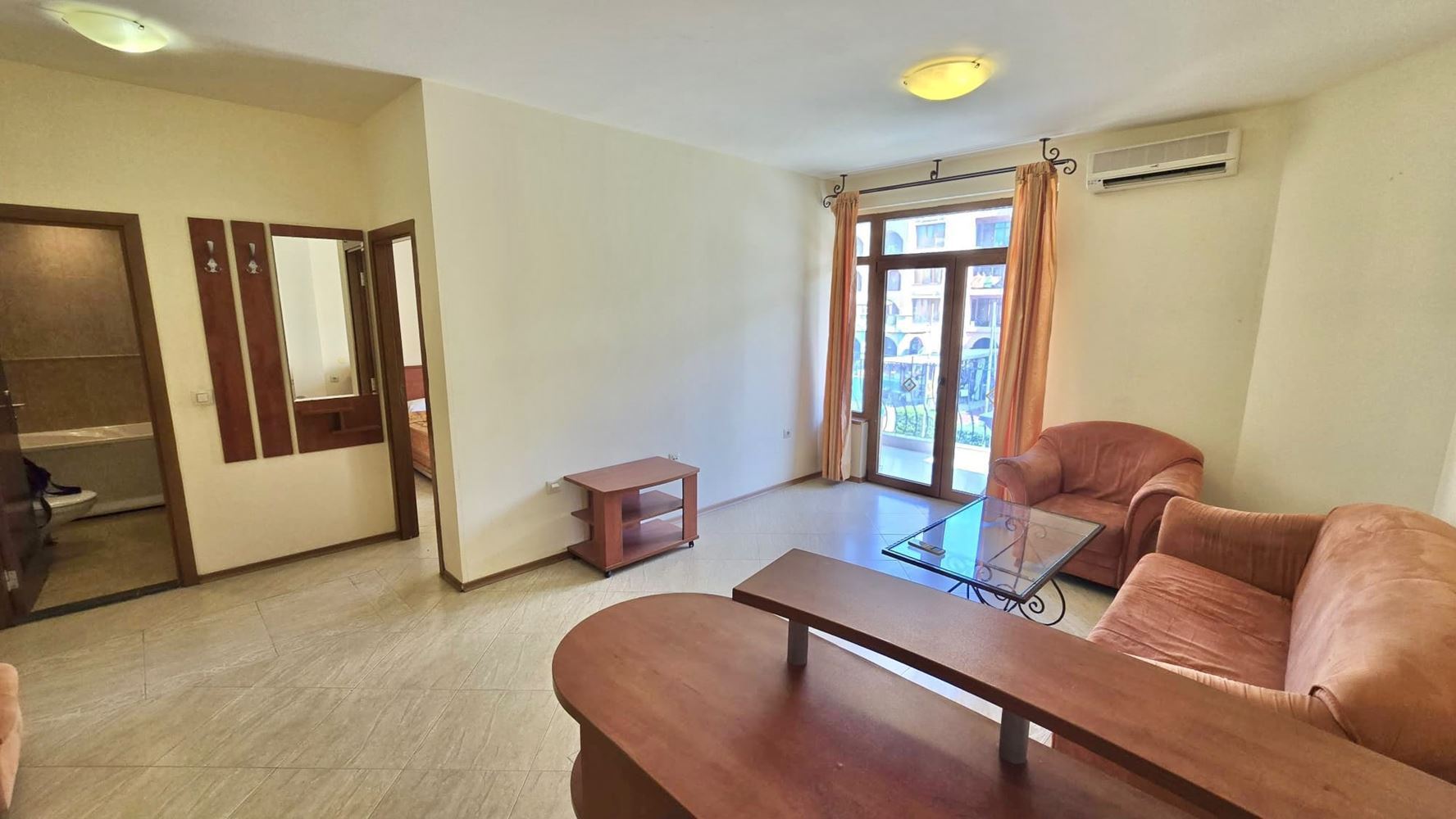 Apartmán s jednou ložnicí v blízkosti Cacao Beach s výhledem na bazén – připravené dokumenty a vynikající investiční potenciál