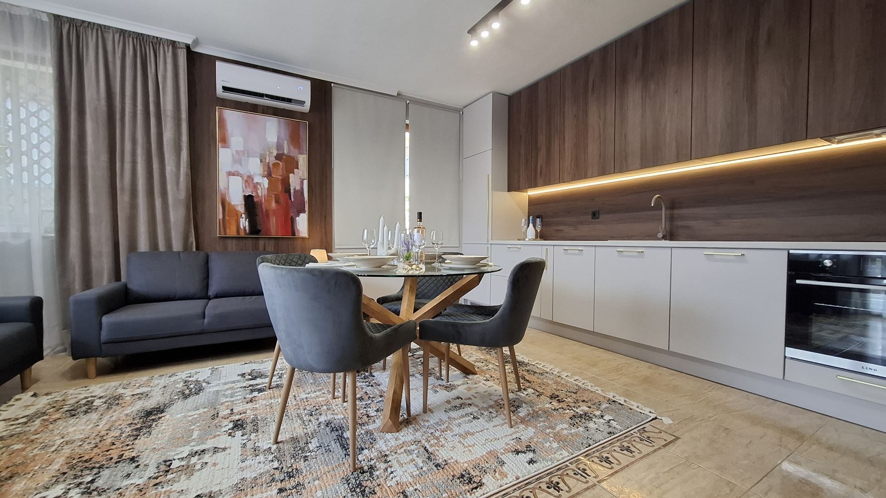 Luxusní apartmán se dvěma ložnicemi v první linii u moře ve Svatém Vlasu – jedinečná mořská atmosféra a prestižní komfort
